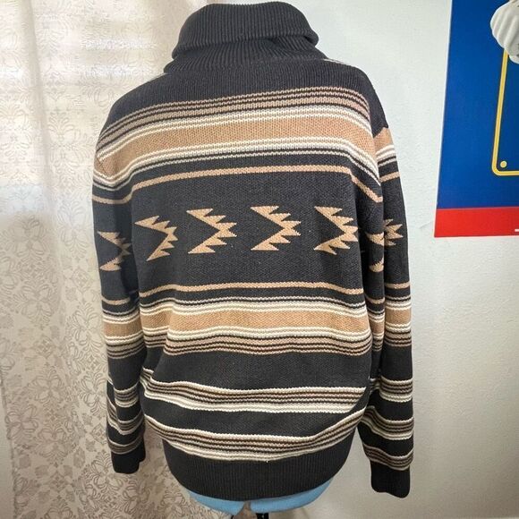 Cinch® Men's Aztec Printed Charcoal Jacket size Large - Picture 3 of 5